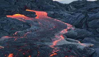 Photo of Extreme Lava Hike to See Flowing Lava