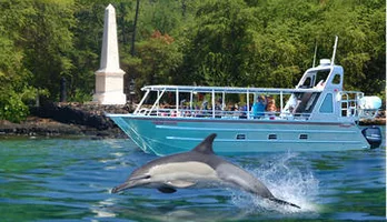 Photo of COMBO: Kealakekua Bay and Wild Dolphin Snorkel with Lunch